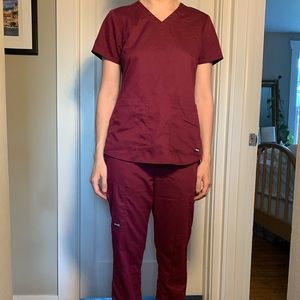 Grey’s Anatomy Burgundy Scrubs, size Small